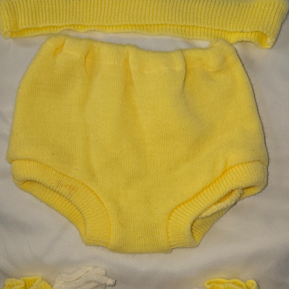Vintage Baby Knitted Sweater Bootie Shorts Woolworth's 1960s Yellow Acrylic 6M - Picture 7 of 15